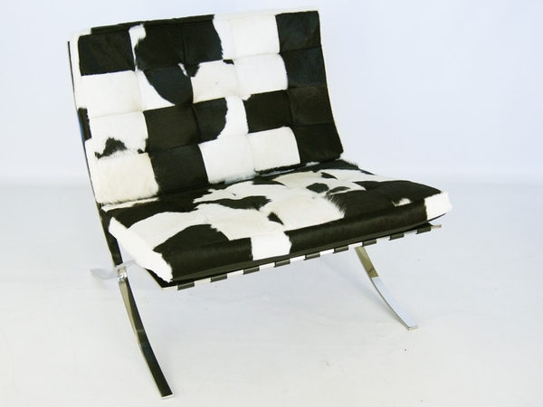 Barcelona chair Pony - Black & white