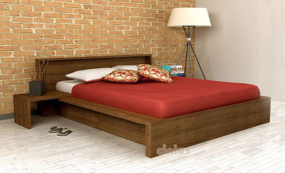 ?Comodo? bed with two under-bed drawers