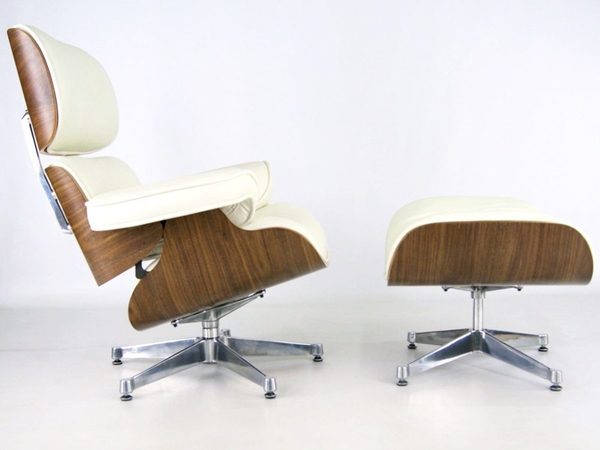 Eames Lounge chair - Walnut