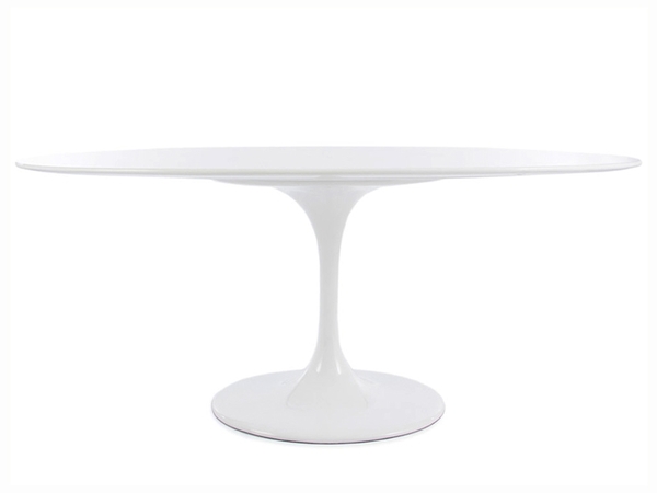Oval table Tulip Saarinen