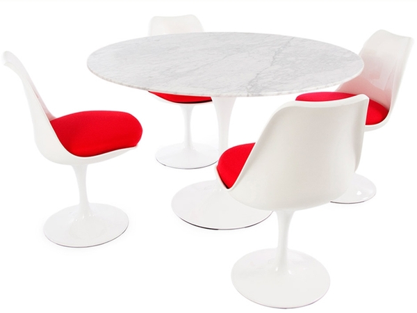 Tulip table Saarinen and 4 chairs